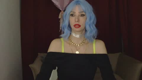 White Queen online show from February 6, 2025, 9:06 pm