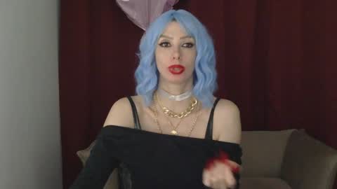 White Queen online show from February 8, 2025, 8:10 pm