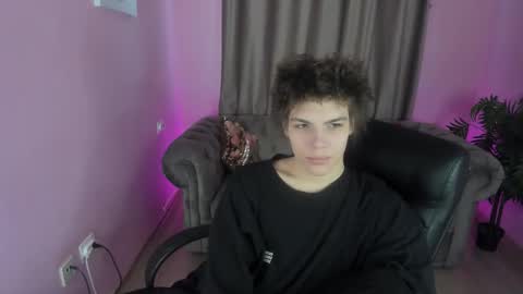 Snapshot of whiterabbit342 chatting on February 20, 2026, 10:49 am Geoffrey online show from February 20, 2026, 10:49 am