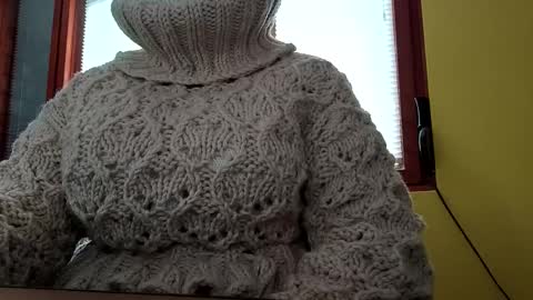 Snapshot of whitesweater chatting on November 26, 2025, 7:53 am whitesweater online show from November 26, 2025, 7:53 am