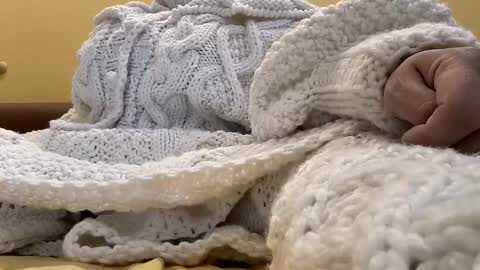 Snapshot of whitesweater chatting on February 17, 2026, 6:32 am whitesweater online show from February 17, 2026, 6:32 am