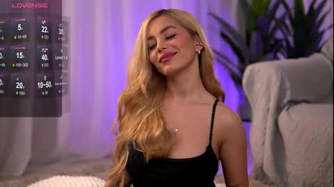 whitneyandrews online show from December 18, 2025, 4:40 am