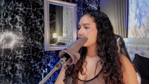 Whitney  online show from September 14, 2025, 10:09 pm