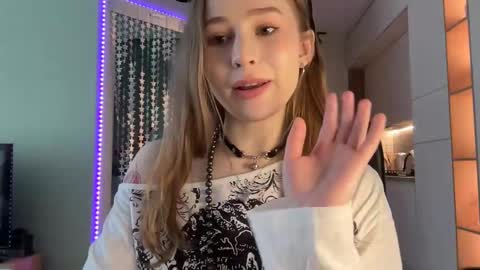 Alisa online show from January 15, 2025, 10:06 am