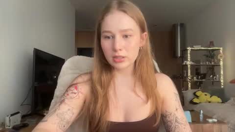 Alisa online show from November 16, 2025, 7:47 am