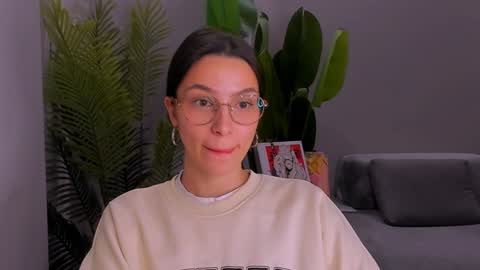 whoislulu online show from January 6, 2025, 5:16 pm