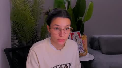 whoislulu online show from January 6, 2025, 8:18 pm