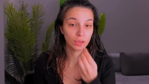 whoislulu online show from January 19, 2025, 10:17 pm