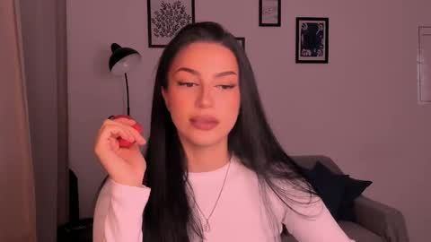 whoislulu online show from October 18, 2025, 7:03 pm