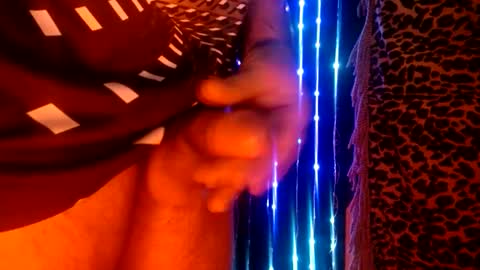 whor4mor online show from January 21, 2025, 1:54 pm