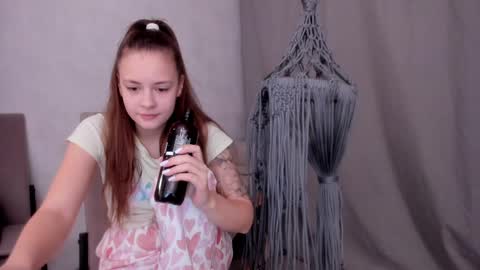 Veronica online show from February 24, 2025, 5:09 pm