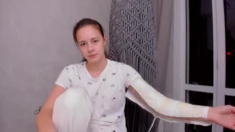 Veronica online show from March 11, 2025, 7:36 pm