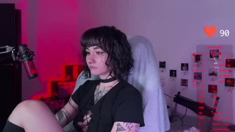 iggy iggz online show from December 10, 2024, 11:40 pm