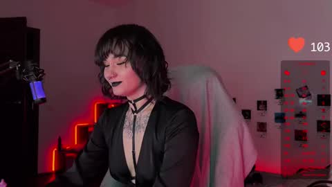 iggy iggz online show from March 1, 2025, 11:37 pm