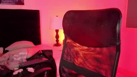wickedlemon_ online show from June 11, 2026, 2:53 am