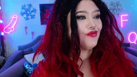 Snapshot of wickedxqueen chatting on December 30, 2024, 7:37 am Laura online show from December 30, 2024, 7:37 am