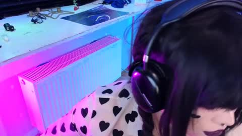 Snapshot of wickedxqueen chatting on March 5, 2025, 5:07 am Laura online show from March 5, 2025, 5:07 am