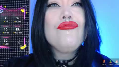 Snapshot of wickedxqueen chatting on February 24, 2026, 10:08 pm Laura online show from February 24, 2026, 10:08 pm