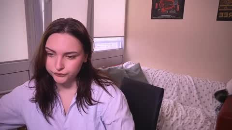 Snapshot of wievin chatting on February 13, 2025, 8:06 am VI online show from February 13, 2025, 8:06 am