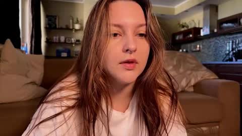 Snapshot of wievin chatting on September 22, 2025, 9:33 am VI online show from September 22, 2025, 9:33 am