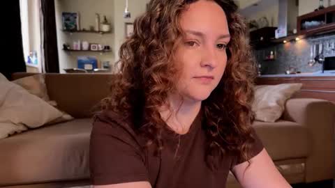 Snapshot of wievin chatting on September 25, 2025, 11:25 am VI online show from September 25, 2025, 11:25 am