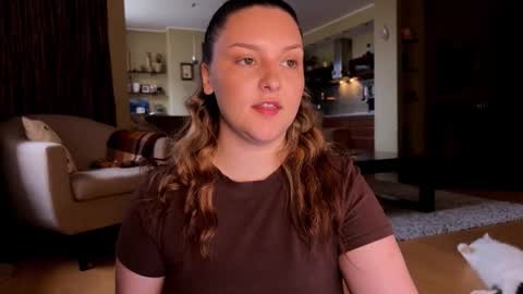 Snapshot of wievin chatting on October 17, 2025, 1:25 pm VI online show from October 17, 2025, 1:25 pm