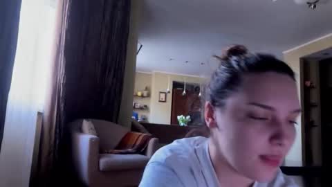 Snapshot of wievin chatting on November 5, 2025, 8:03 am VI online show from November 5, 2025, 8:03 am