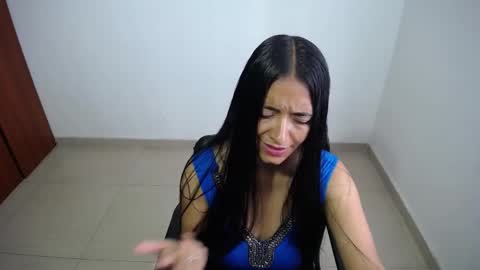 Ilauren online show from September 11, 2025, 10:43 pm