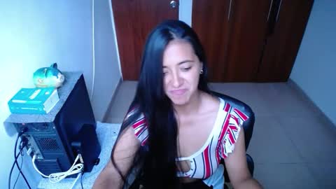 Ilauren online show from September 16, 2025, 10:44 pm