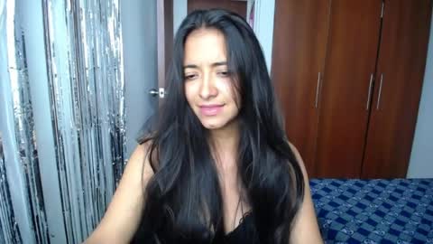 Snapshot of wifhot chatting on June 20, 2026, 1:47 pm Ilauren online show from June 20, 2026, 1:47 pm