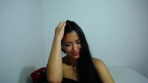 Snapshot of wifhot chatting on June 22, 2026, 11:13 pm Ilauren online show from June 22, 2026, 11:13 pm