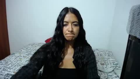 Ilauren online show from June 25, 2026, 8:30 am