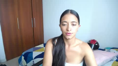 Ilauren online show from July 21, 2026, 12:40 pm