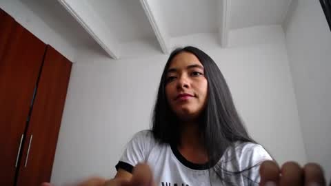 Ilauren online show from August 7, 2026, 8:16 am