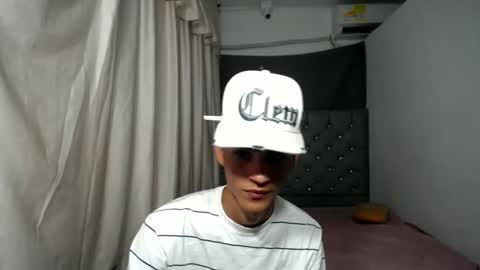 wild_fantasy_69 online show from January 14, 2025, 2:40 am