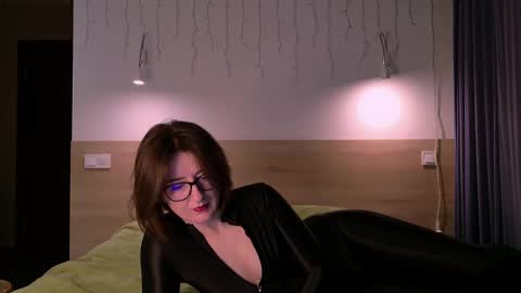 wild_peony online show from January 3, 2025, 9:57 pm