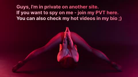 wild_peony online show from March 3, 2025, 10:20 pm