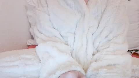 Snapshot of wild_seduction chatting on January 31, 2026, 9:13 pm Ella online show from January 31, 2026, 9:13 pm