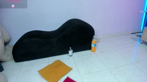 LUCIA VS 2 COCKS online show from April 17, 2026, 12:13 am