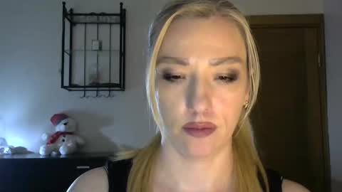 Alina online show from February 18, 2025, 2:38 pm