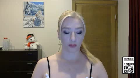 Alina online show from November 23, 2025, 2:28 pm