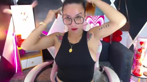 Snapshot of wildasianhorsecockts chatting on May 20, 2026, 7:03 am Chachi online show from May 20, 2026, 7:03 am