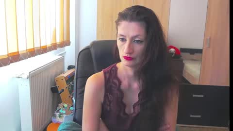 Bea online show from February 11, 2025, 8:05 am