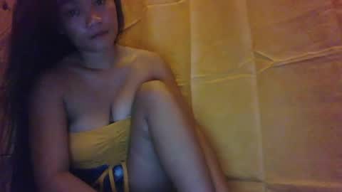 wildchilly_pearl19 online show from April 28, 2026, 7:52 pm