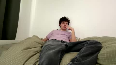 wilddesire18 online show from February 13, 2026, 2:02 pm