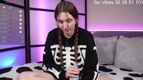 .. alice .. online show from March 20, 2026, 2:22 pm