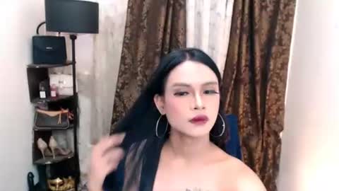 wildexoticbeauty online show from May 21, 2026, 12:06 am