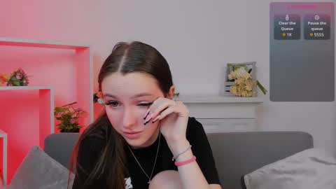 Kara online show from October 6, 2025, 5:38 am