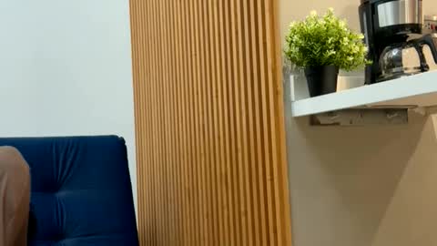 wildhoneylatina online show from March 11, 2026, 5:02 am