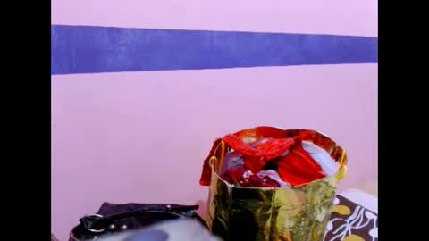 wildnika online show from March 4, 2025, 2:38 am